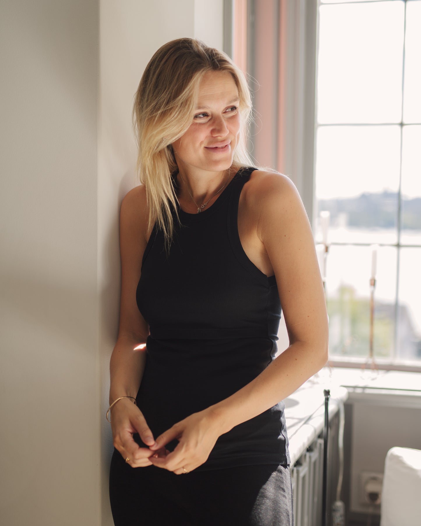 Ribbed Nursing Tank - Black