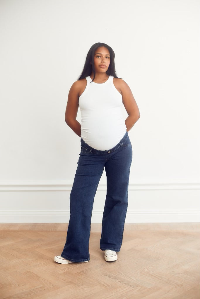 Ribbed Maternity Tanks (2-pack Black & White)