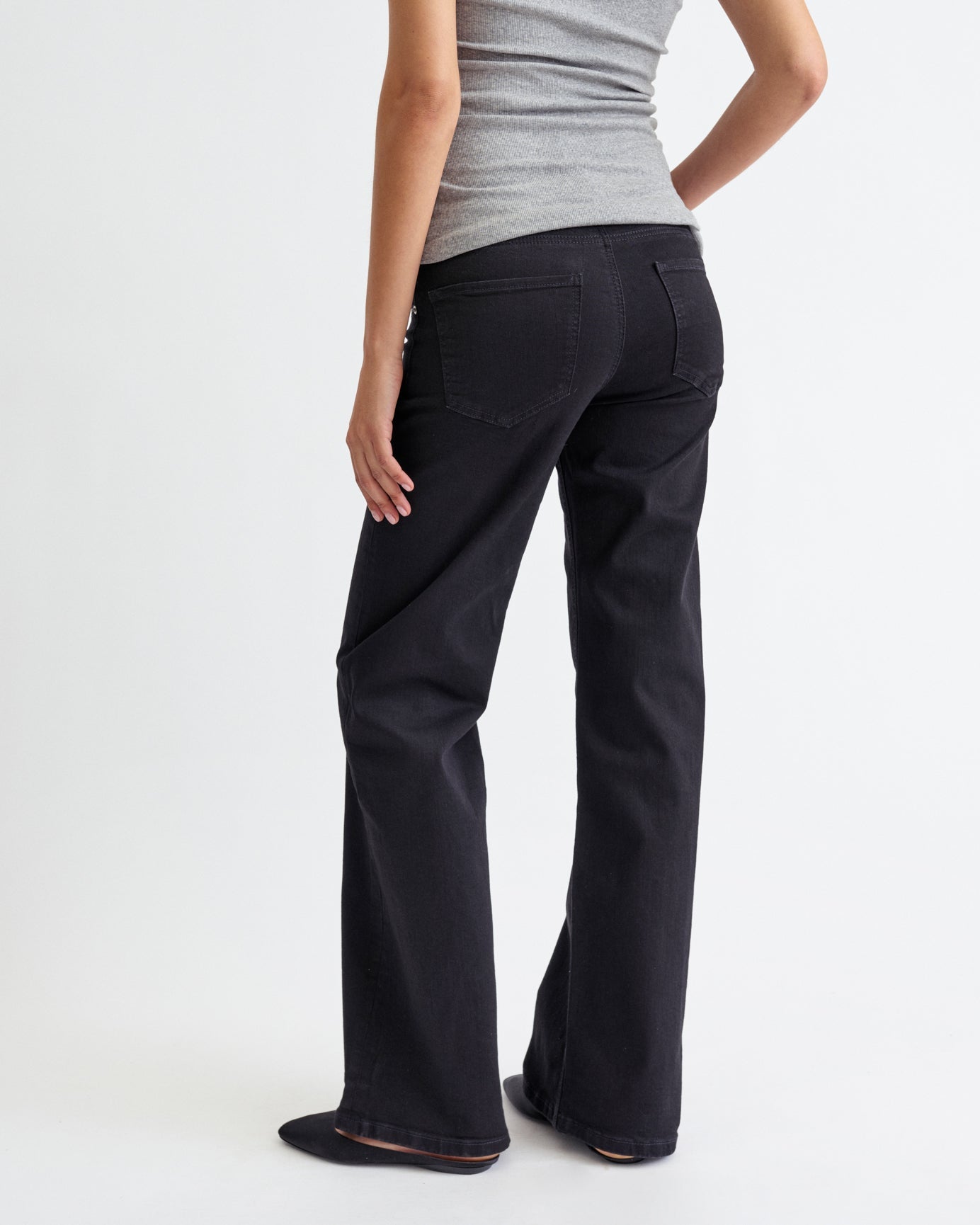 03 Wide Fit - Pitch Black - Ilouity